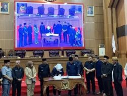 Rancangan Nota Keuangan dan Raperda Anggaran Pendapatan dan APBD-P Disahkan DPRD